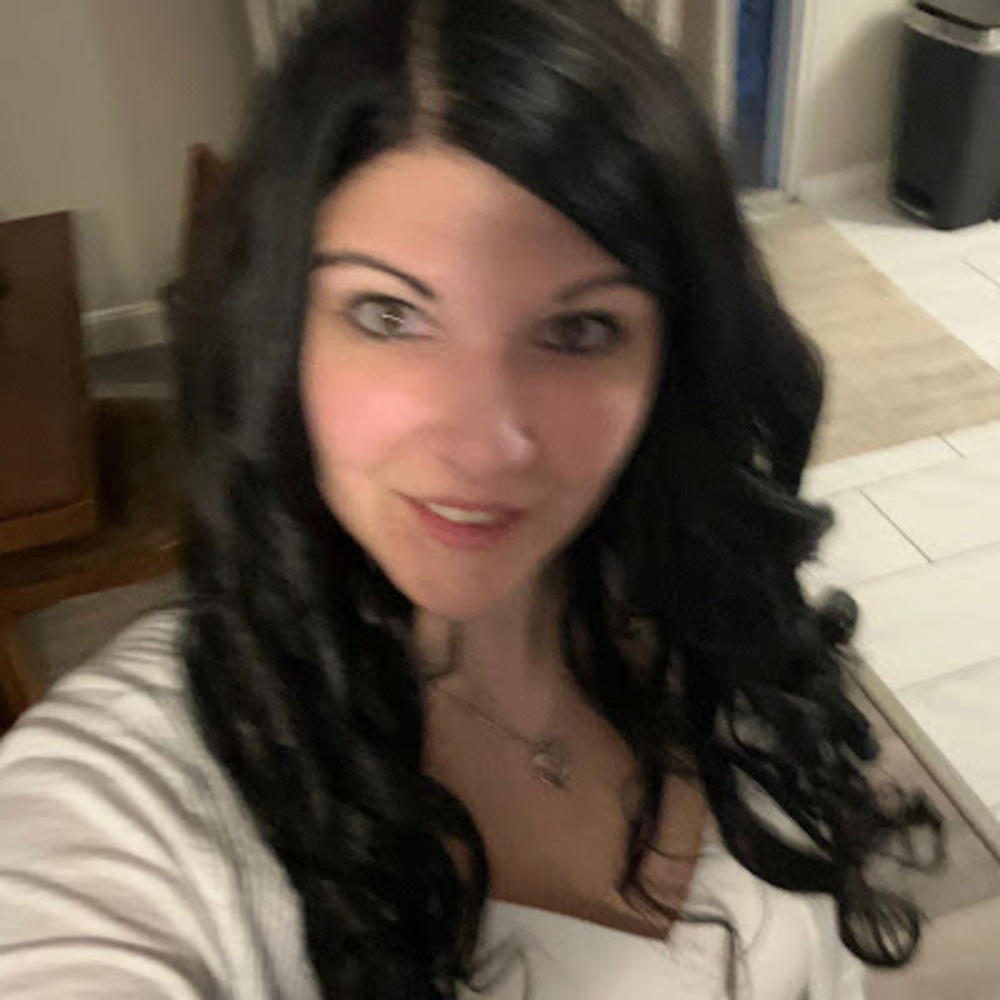 Meet your Posher, Brooke